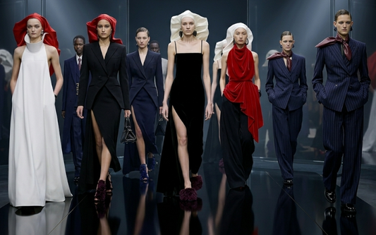 Bst Givenchy Thu Đông 2026