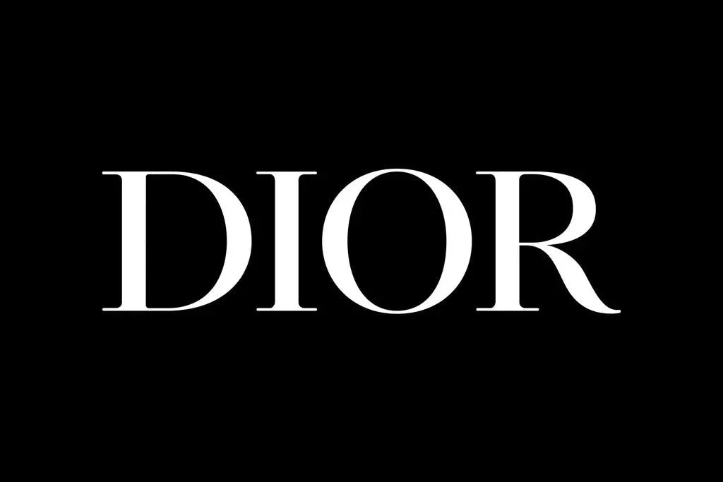 Dior Chính Hãng – Túi, Giày Dép, Quần Áo và Phụ Kiện tại Việt Nam
