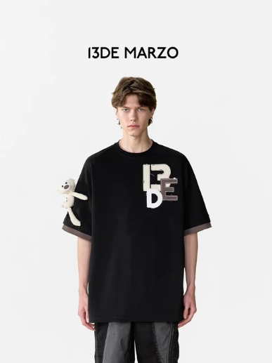 13De Marzo T-Shirt Bear Patch Blankroom