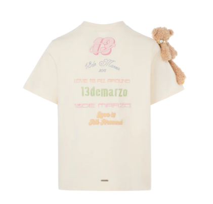 13De Marzo Logo Pendent T-Shirt Cream