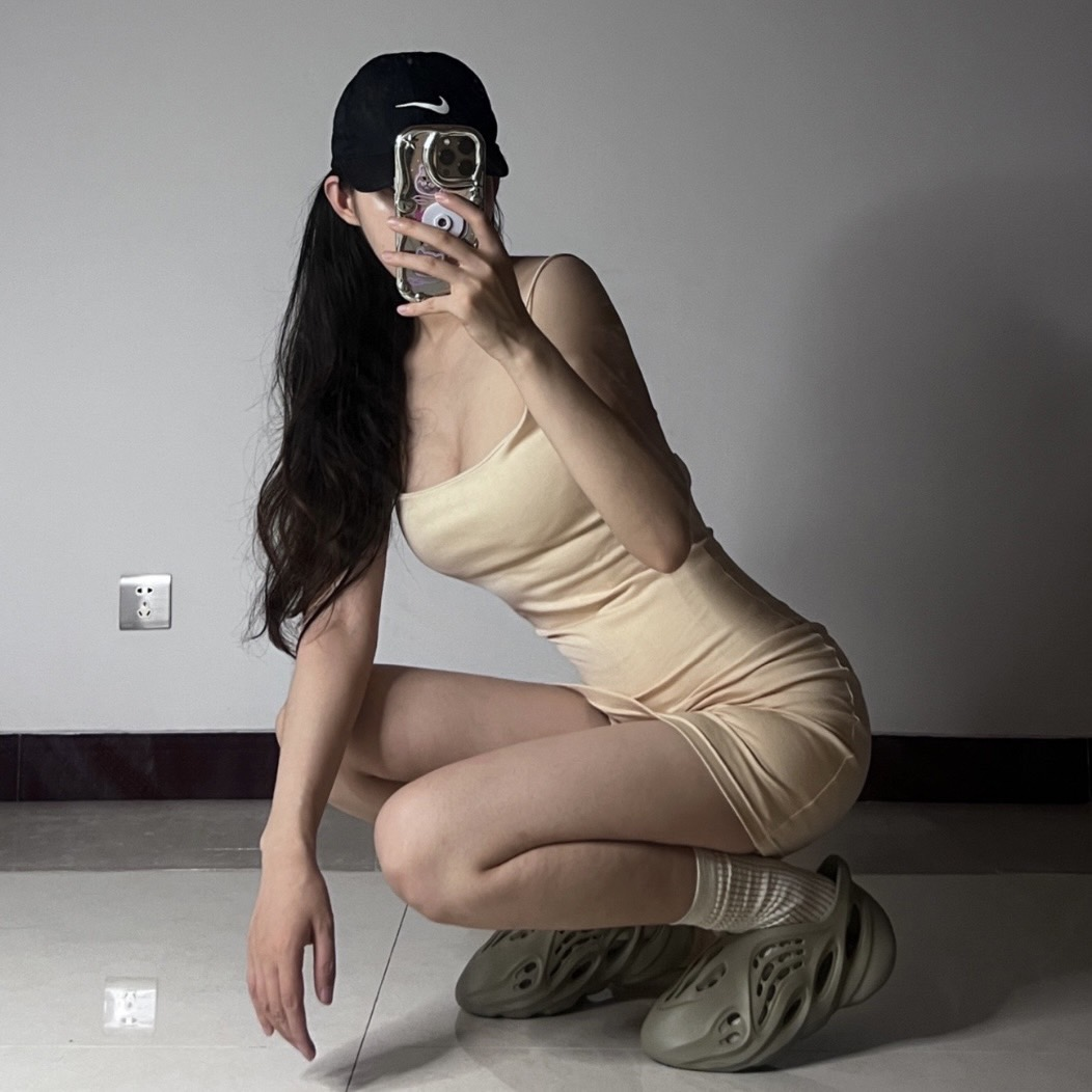 ADIDAS YEEZY FOAM RUNNER STONE SALT