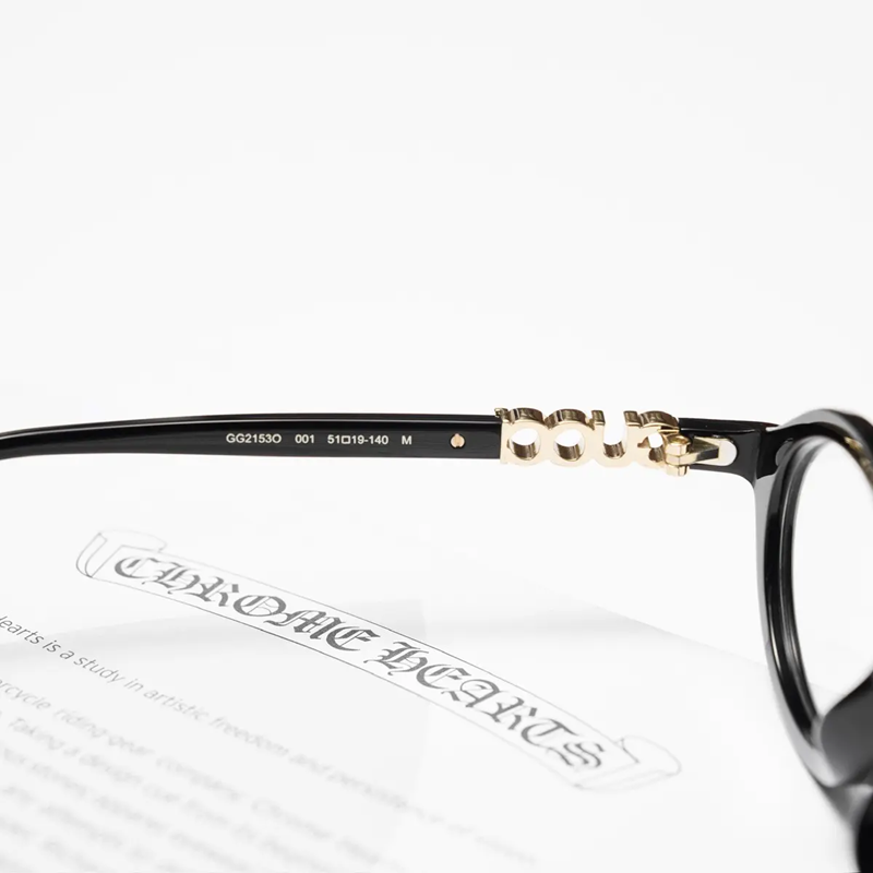 GUCCI GLASSES (102)