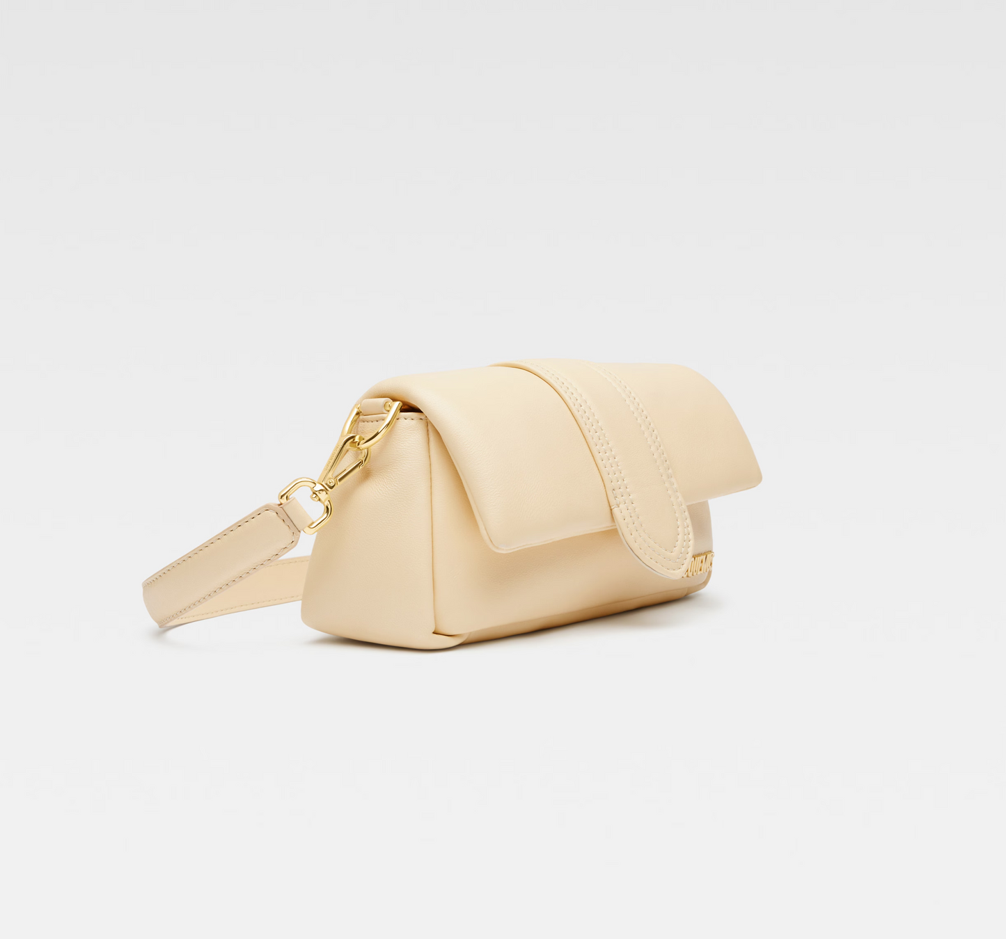 JACQUEMUS BAG (116)