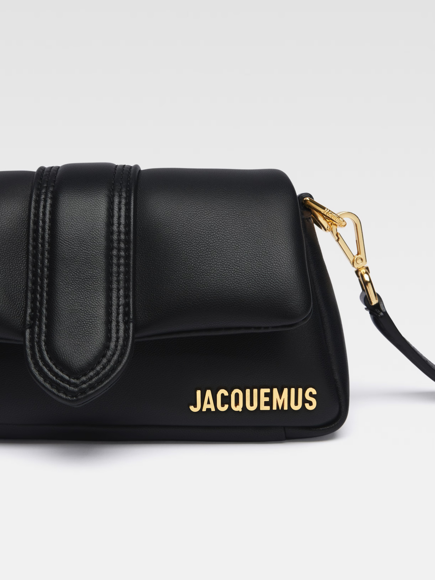 JACQUEMUS BAG (115)