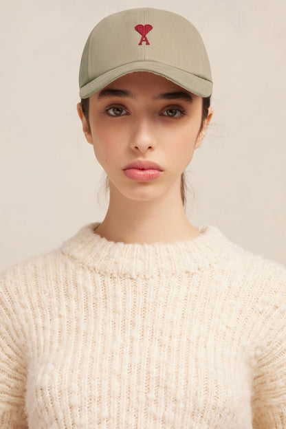 nữ đội nón Ami De Coeur Embroidery Beige Cap UCP213.291 250