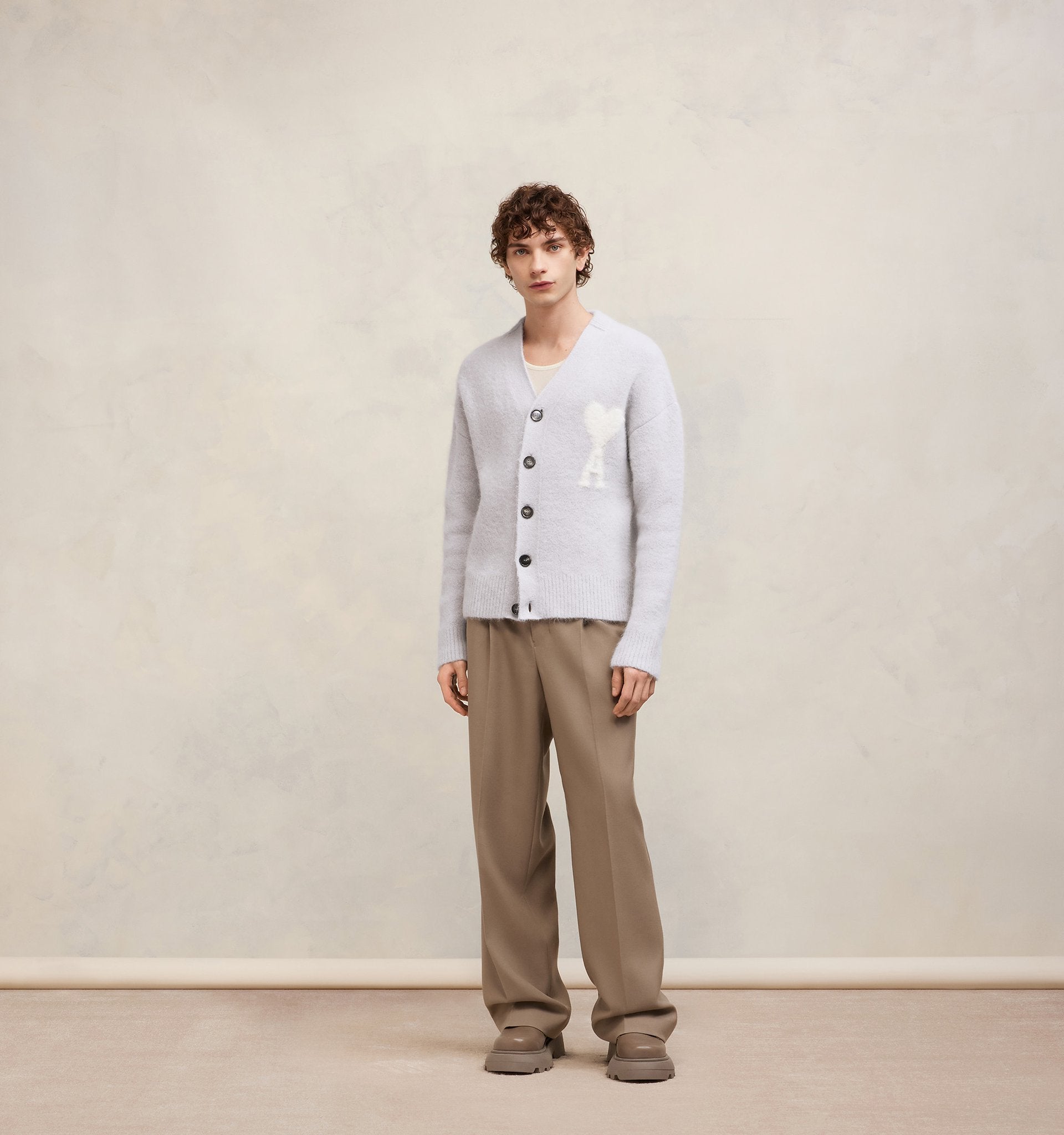 nam mặc áo Ami De Coeur Light Grey Cardigan UKC025.KN0032 090