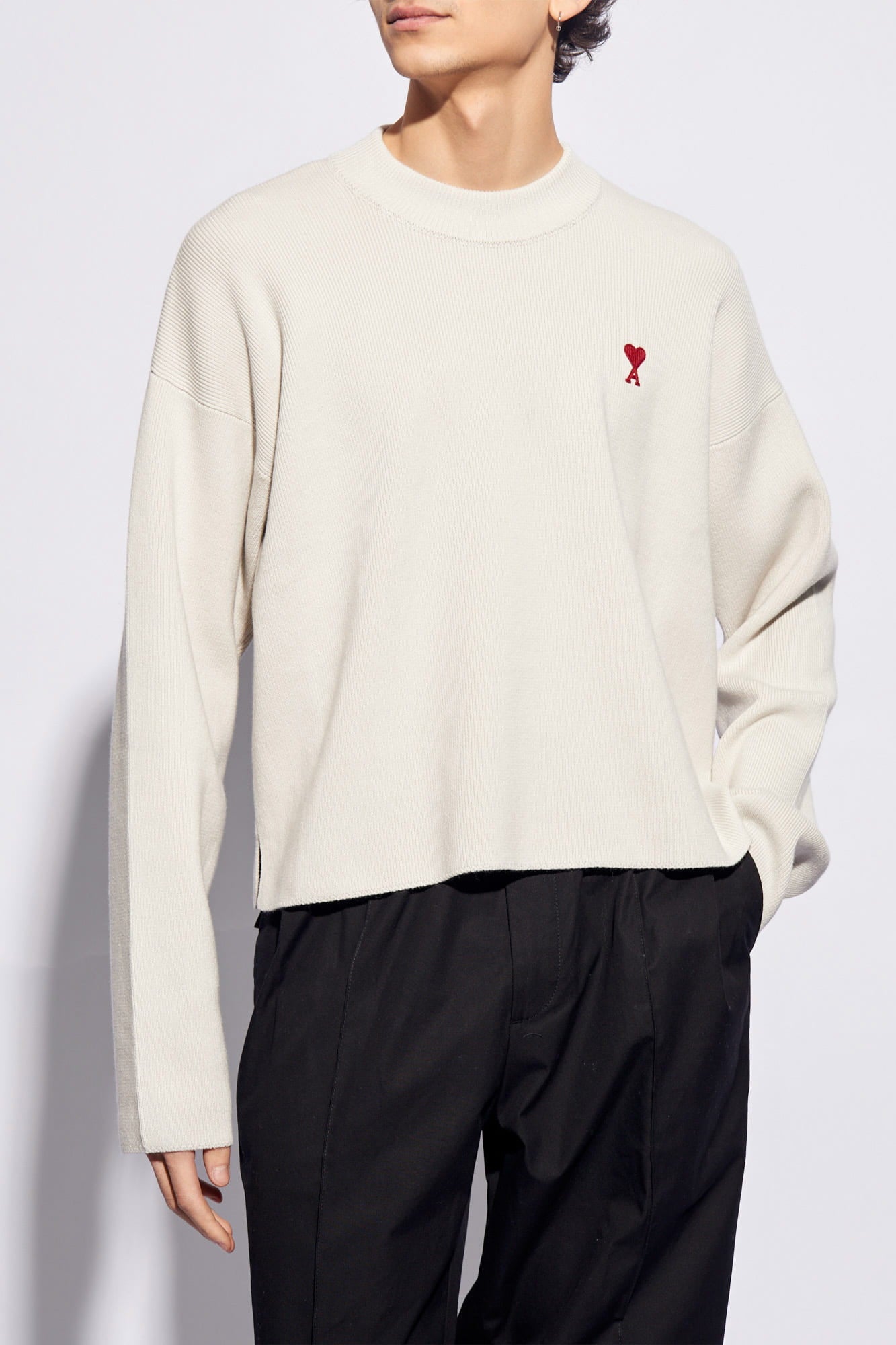 wearing Ami De Coeur Light Grey Small Logo Ribbed Sweater UKS046.KN0042.193