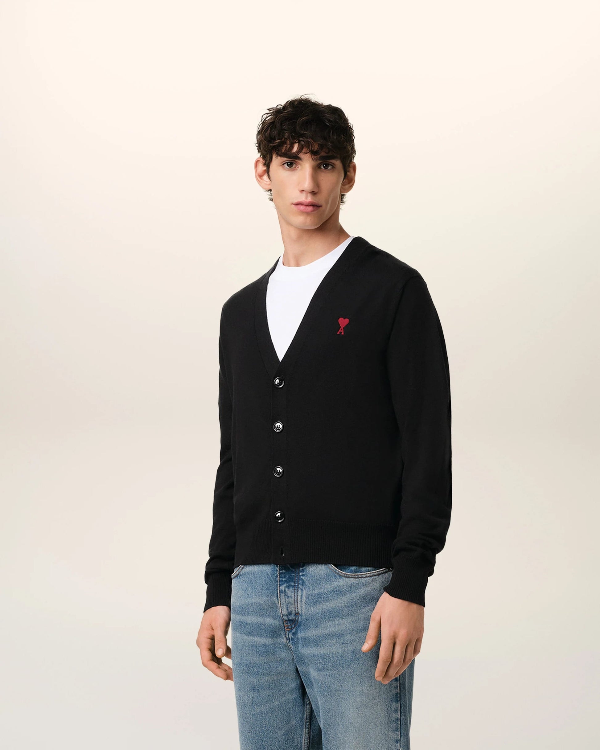 nam mặc áo Ami De Coeur Small Logo Cardigan Black BFHKC111.KN0025 001