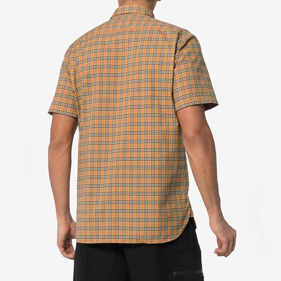 BURBERRY CAMEL SHORT SLEEVED CASUAL IN BLANKROOM