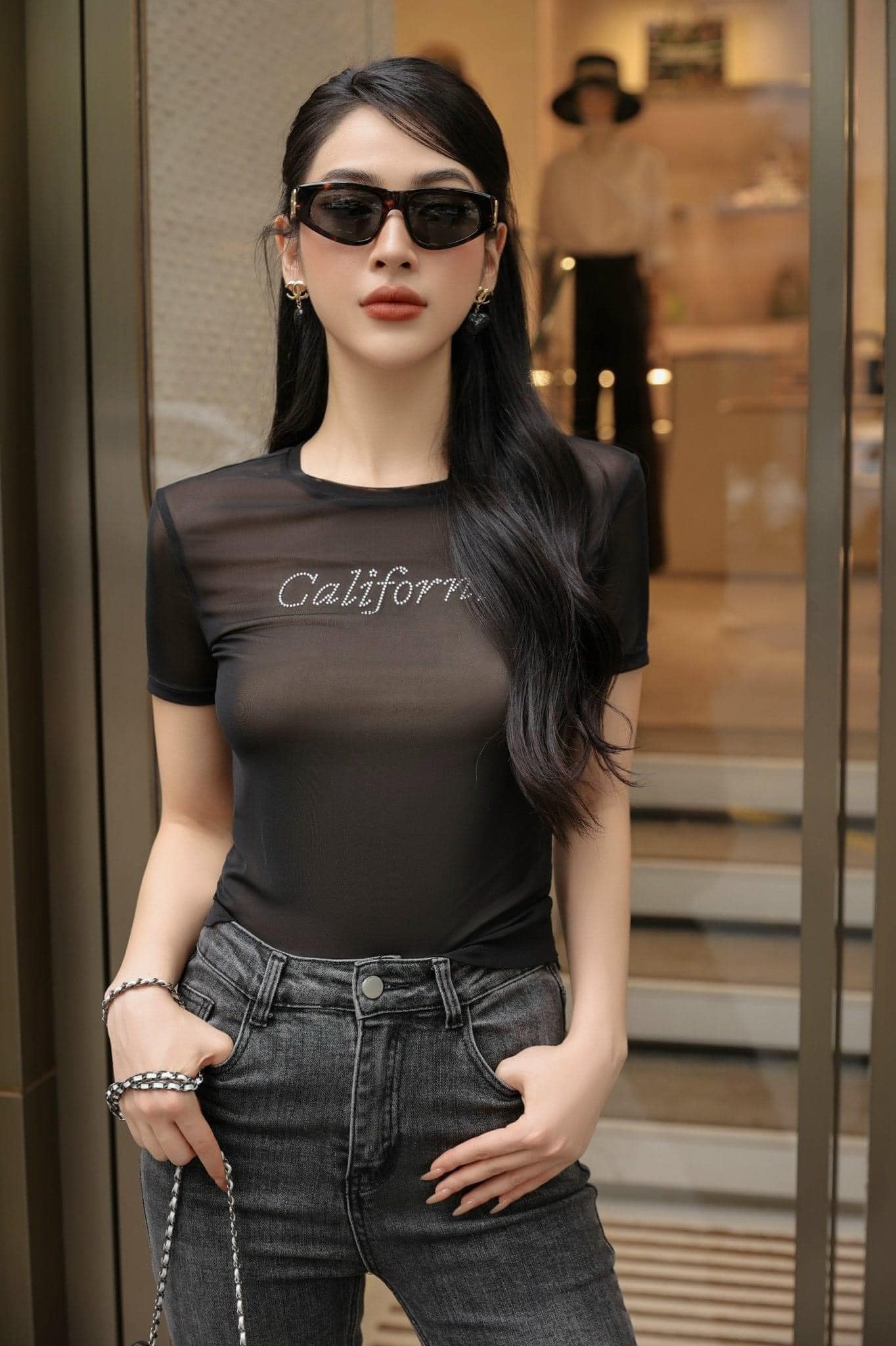 wearing BALENCIAGA BB0095S 001 DYNASTY D-FRAME SUNGLASSES BLACK