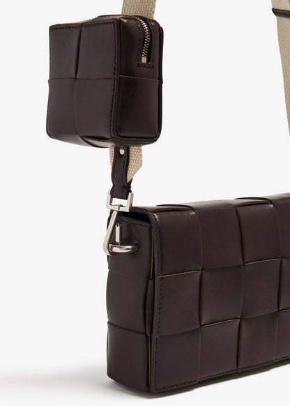 chi tiết cận chất liệu túi