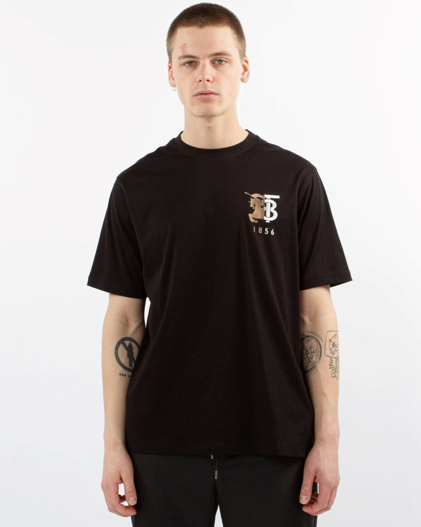 áo thun Burberry Contrast Logo T-shirt Black 8023785 authentic tại blankroom hà nội, việt nam