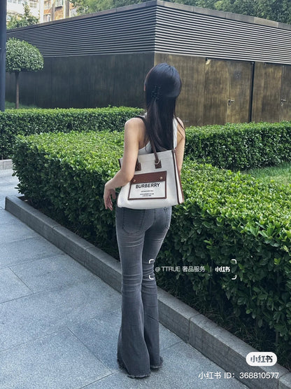 túi xách BURBERRY FREYA SMALL TOTE BAG IN BEIGE 80441381 hàng hiệu authentic tại hà nội, sài gòn, tp hcm, việt nam