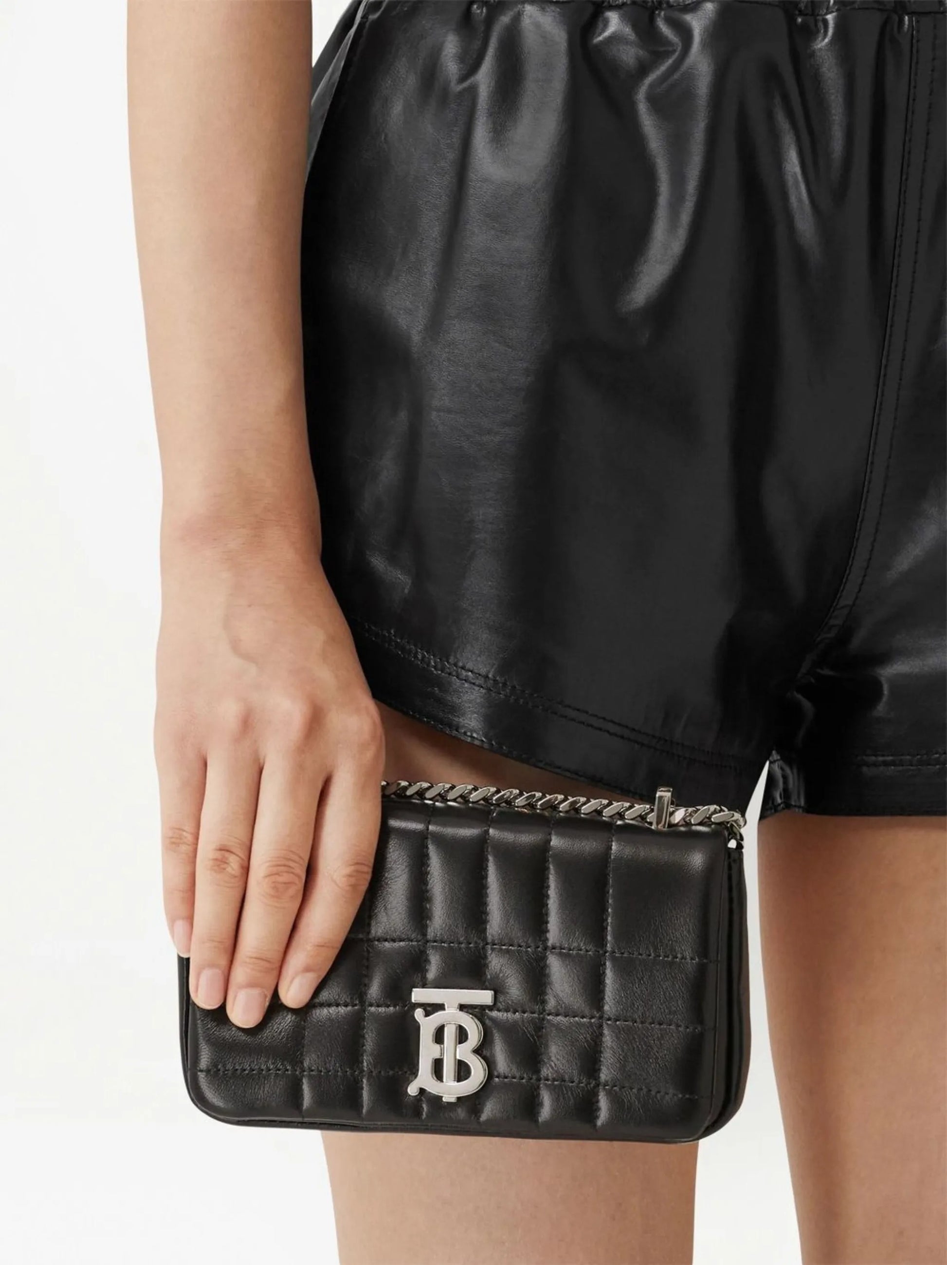 mẫu cầm tay BURBERRY MINI LOLA QUILTED LEATHER BAG IN BLACK WITH SILVER HARDWARE 80648501