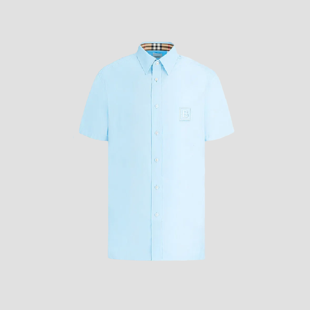 BURBERRY SHORT SLEEVE SQUARE B LOGO-EMBOIRDERED SHIRT IN LIGHT BLUE 8061863