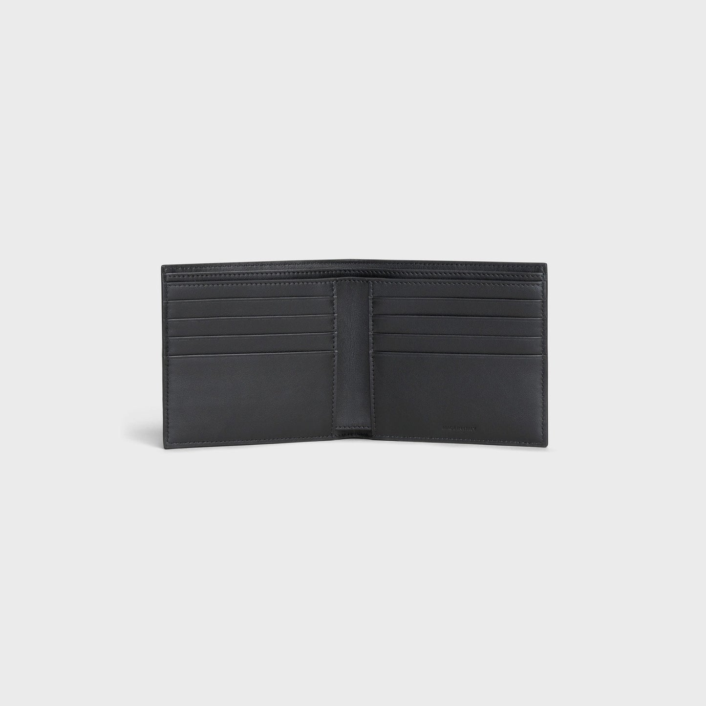 mặt trong ví CELINE BI-FOLD WALLET IN GRAINED CALFSKIN BLACK 10B653BEN.38SI