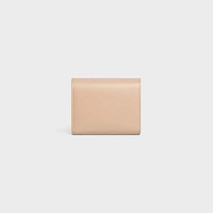 behind the wallet