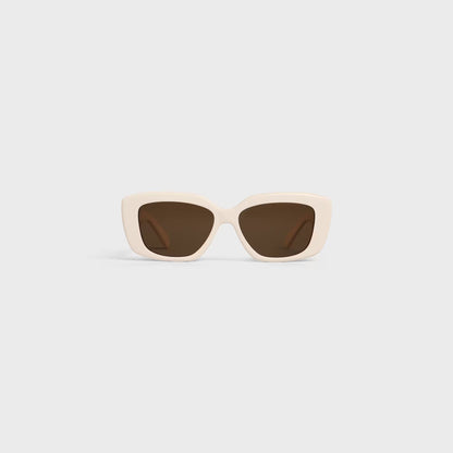 Portrait CELINE Triomphe 04 Sunglasses in Acetate Ivory CL40216U 25E on a white background