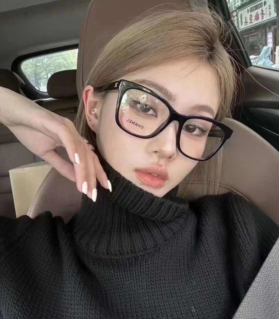 mắt kính CHANEL SQUARE EYEGLASSES IN BLACK ACETATE CH3392  authentic tại blank room hà nội, việt nam