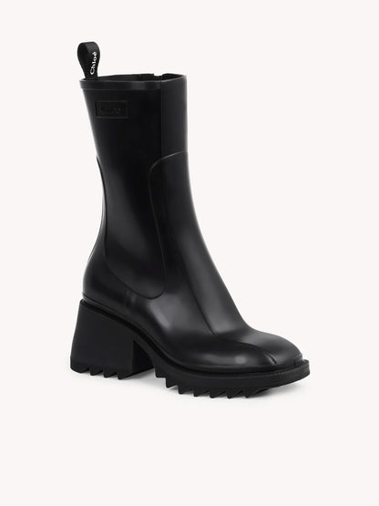 giày CHLOE BETTY RAIN BOOT BLACK CHC22A239Z2001 authentic tại blankroom hà nội, việt nam