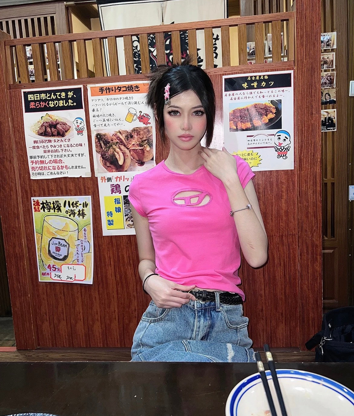 mẫu mặc áo Diesel T‑Angie Pink T-Shirt A062680AFAA3AP