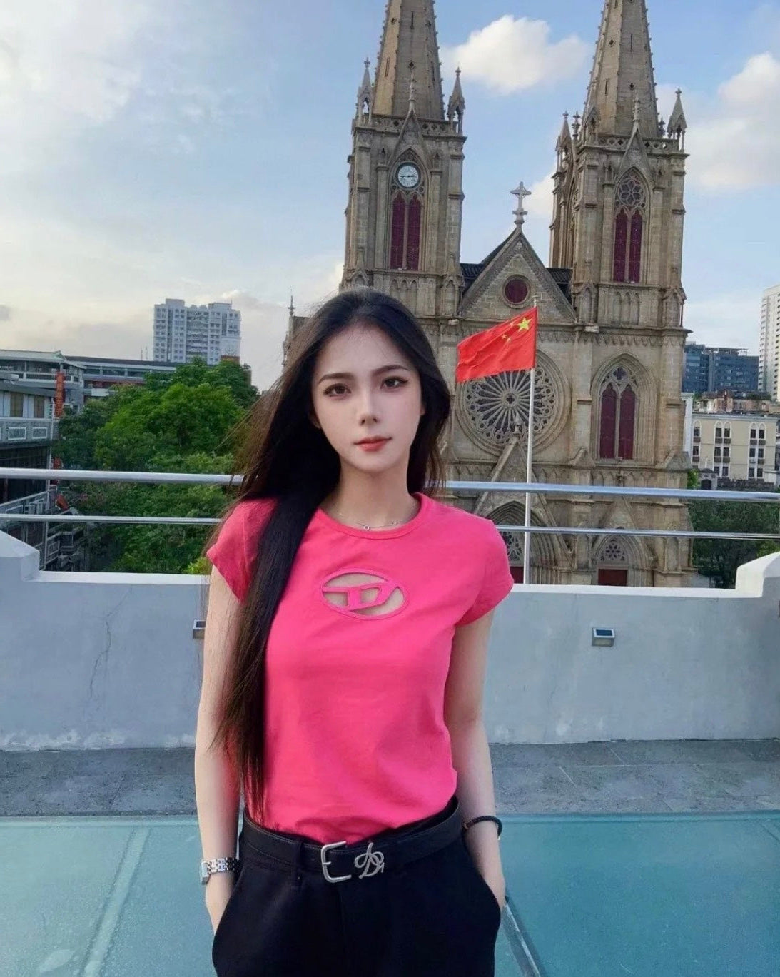 nữ mặc áo Diesel T‑Angie Pink T-Shirt A062680AFAA3AP
