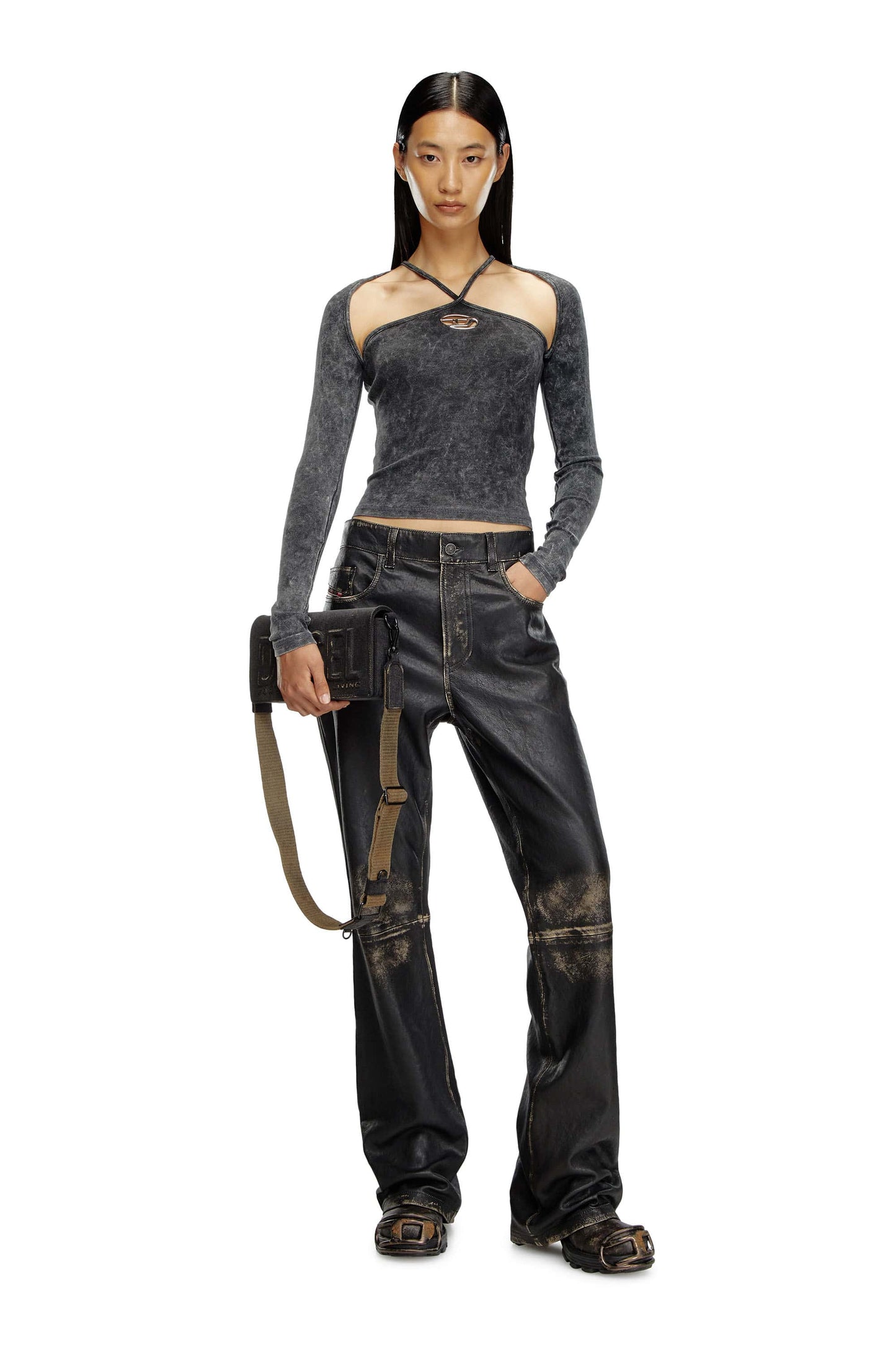 mẫu mặc áo Diesel T‑MARINEL Black Long Sleeves Top A144240KHAS900