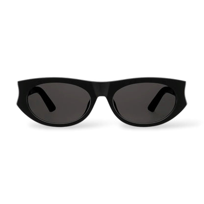 Front Dior DiorGlow B2F 10A0 Butterfly Sunglasses on a white background