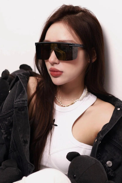 mẫu mang kính DIORCLUB M1U 1OA8 SUNGLASSES CLUBM1UXT