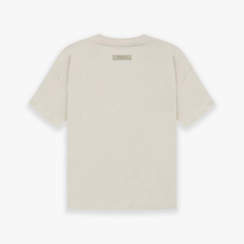 mặt sau áo FEAR OF GOD ESSENTIALS T-SHIRT WHEAT Authentic tại BlankRoom Việt Nam