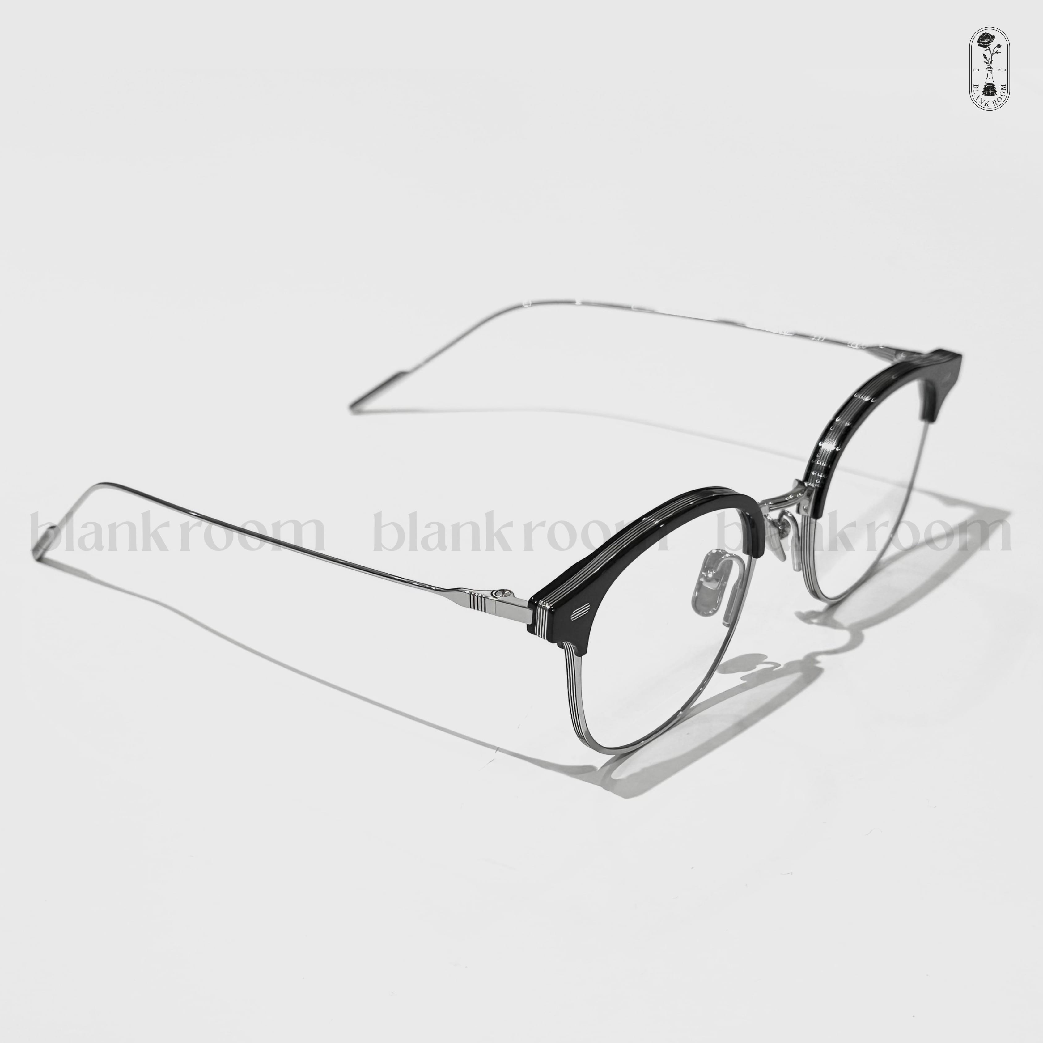 Gentle Monster - GM Alio X 01 – Blank Room