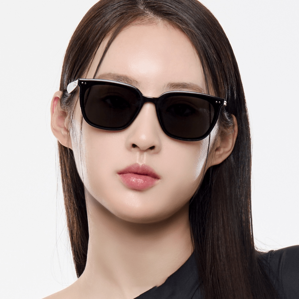 mẫu mang kính Gentle Monster (GM) Heizer 01