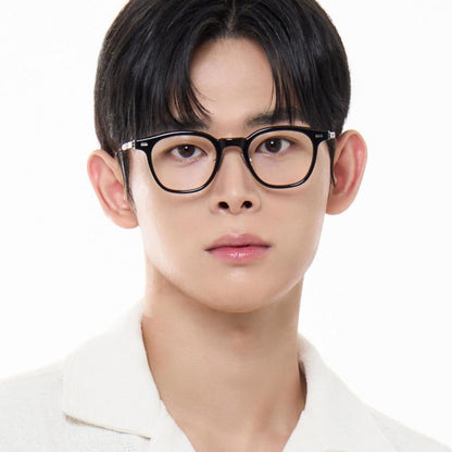 Man wearing Gentle Monster Rob 01 Square Optical Glasses