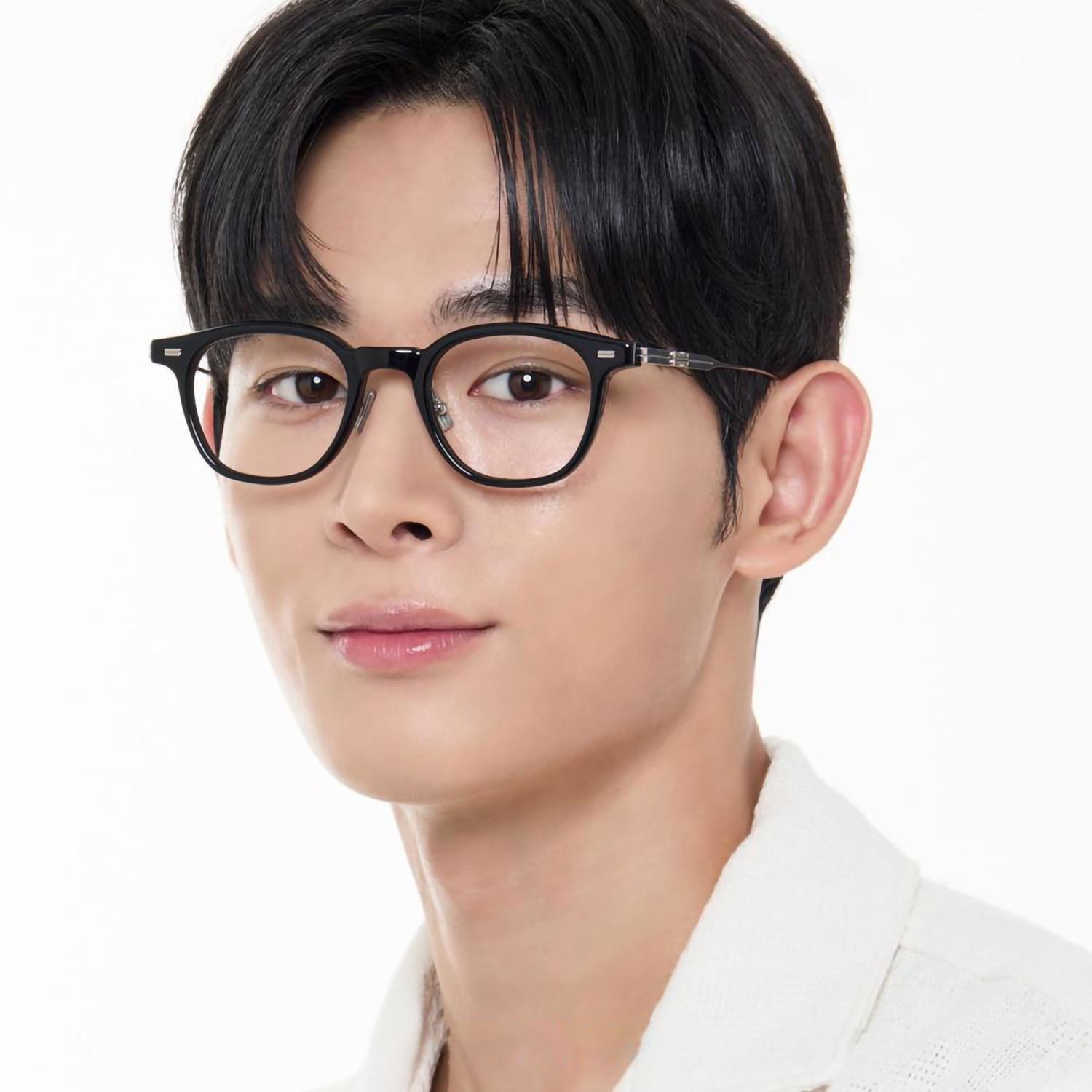 Person wearing Gentle Monster Rob 01 Square Optical Glasses with a plain white background