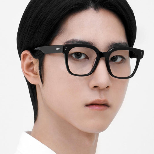Gentle Monster Una.C N 01 Square Glasses