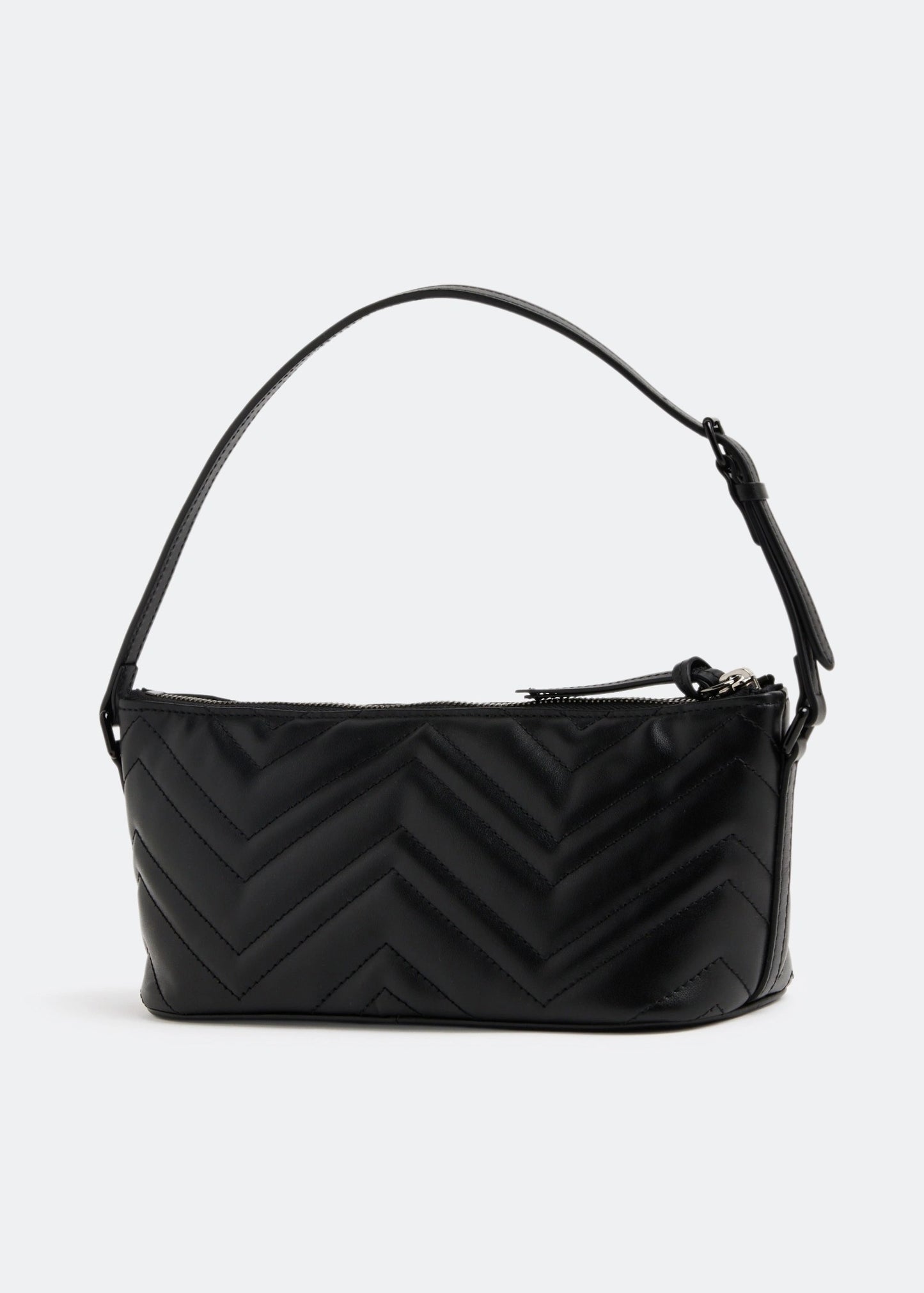 mặt đằng sau lưng túi