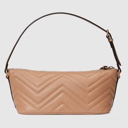 mặt đằng sau lưng túi