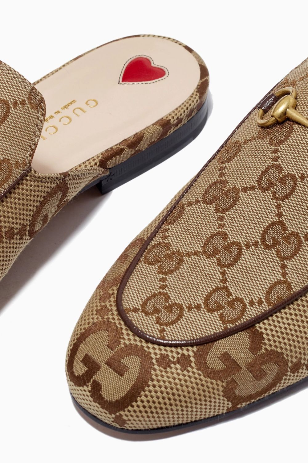 chi tiết cận chất liệu Gucci Women Princetown Slippers Jumbo Beige 475094 UKO60 2588