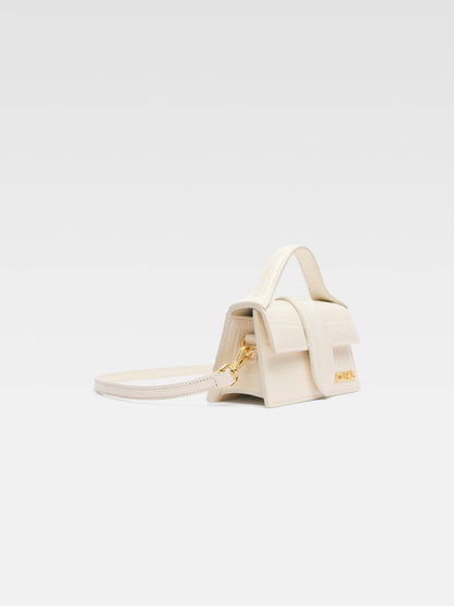 chi tiết JACQUEMUS LE BAMBINO CROCODILE LIGHT IVORY 213BA006-3164-115