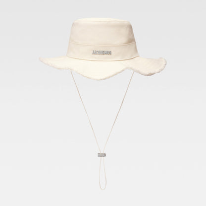 jacquemus le bob artichaut les classiques frayed expedition hat off-white
