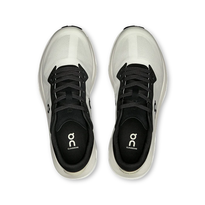 ON RUNNING SNEAKERS (05)
