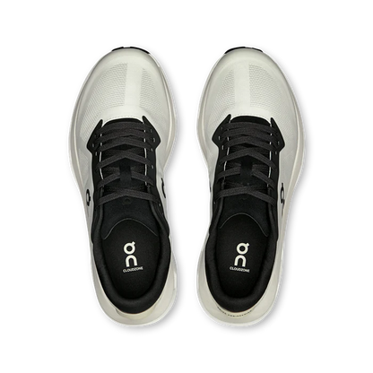 ON RUNNING SNEAKERS (05)