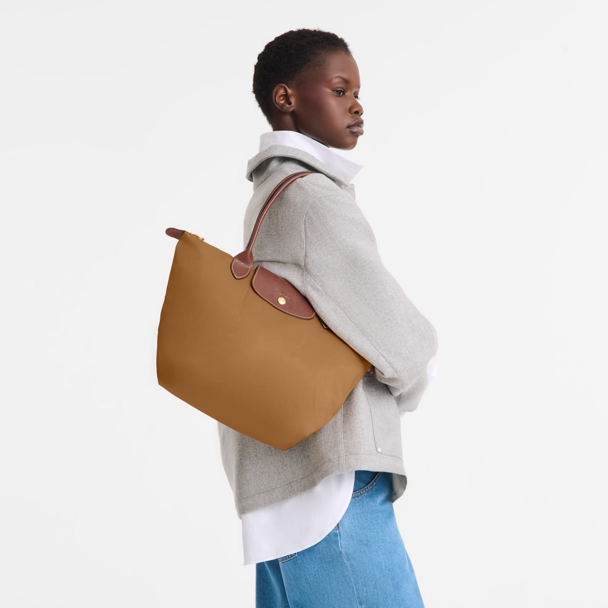 wearing Longchamp Le Pliage Original M Tote Bag Fawn L2605089P86