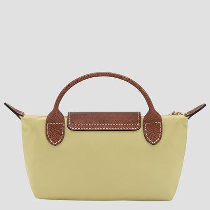 mặt đằng sau lưng túi