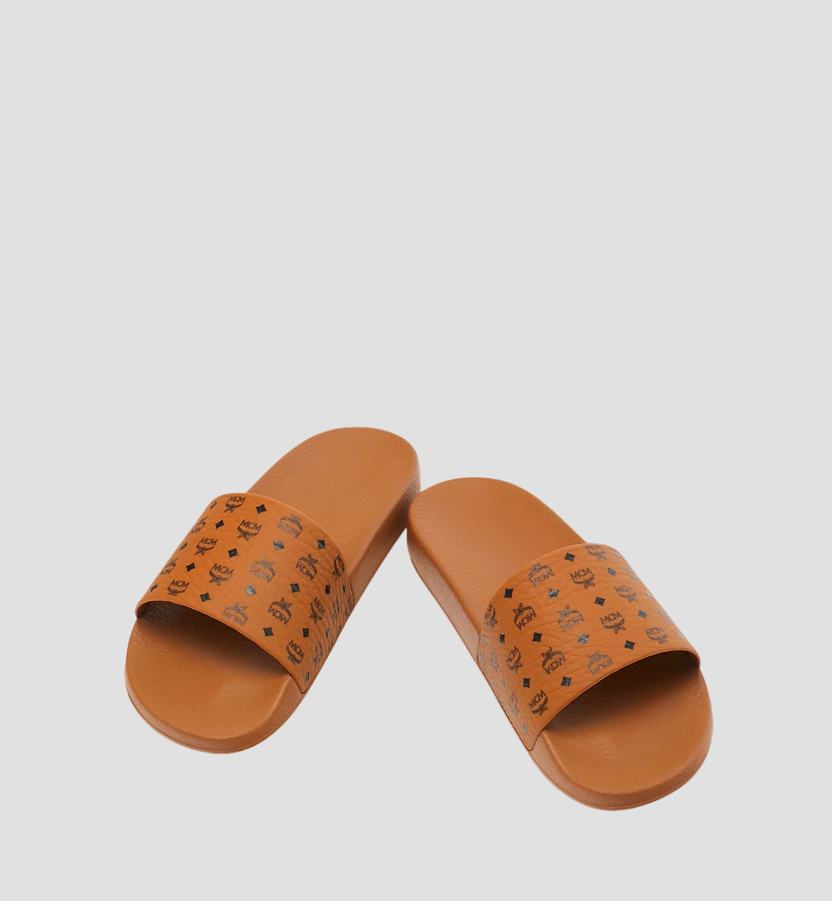 chi tiết MCM MONOGRAM PRINT RUBBER SLIDES COGNAC MESCAMM11CO036