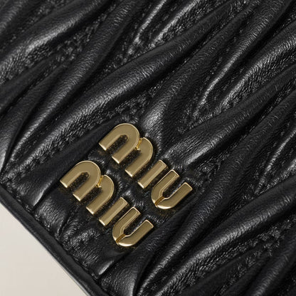 chi tiết MIU MIU BLACK SMALL MATELASSÉ NAPPA LEATHER WALLET 5MV204_2FPP_F0002