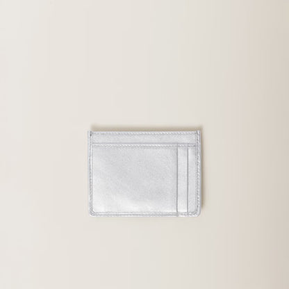 mặt đằng sau lưng card holder