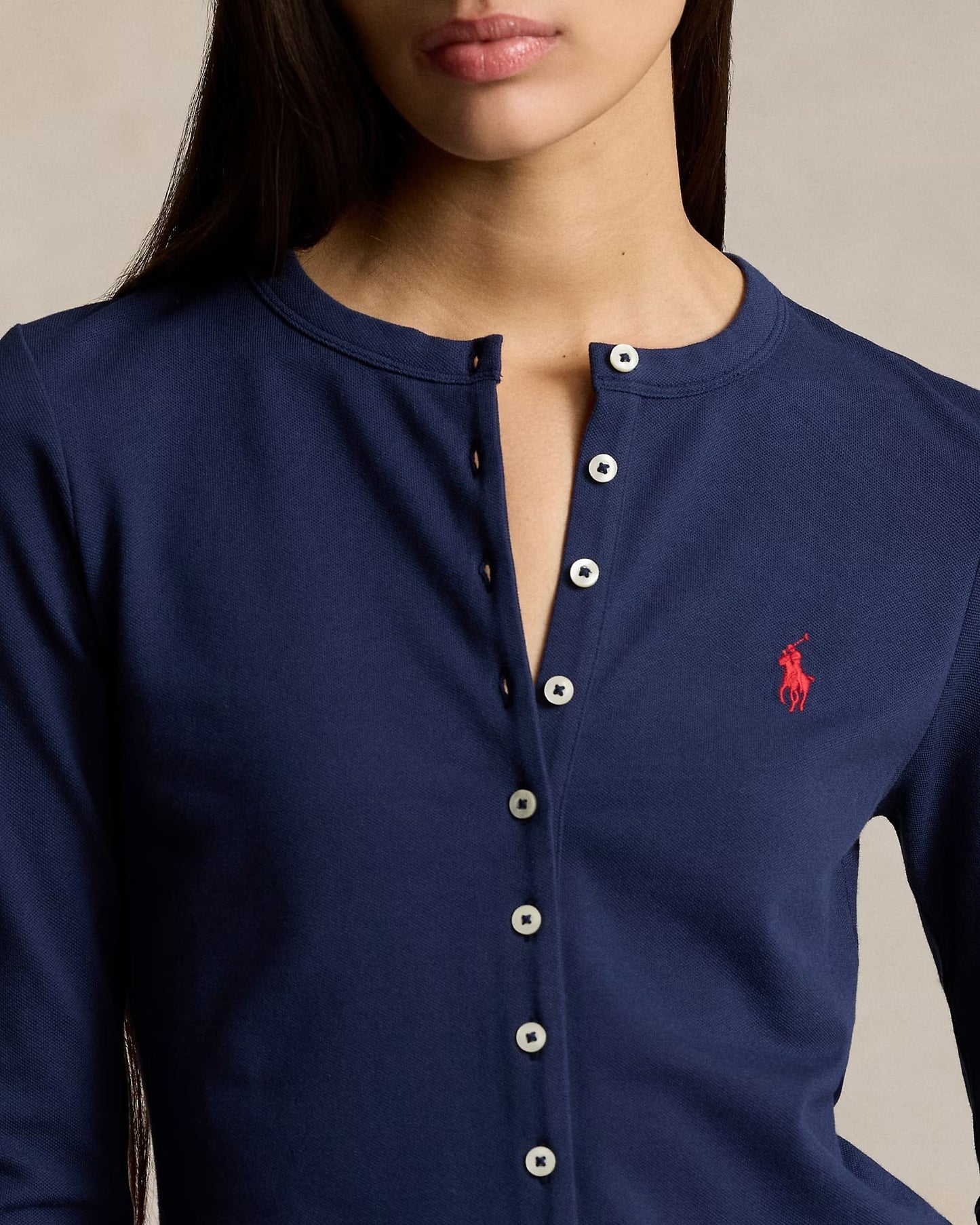 chi tiết cận chất liệu áo