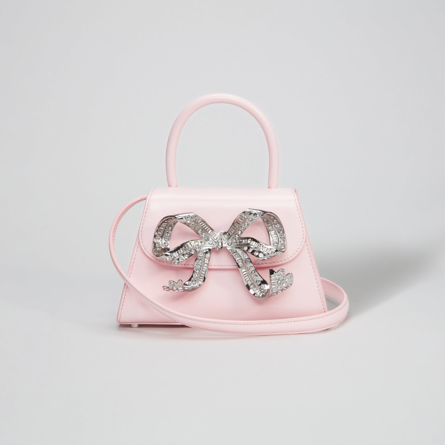 chi tiết SELF-PORTRAIT THE BOW MINI IN PINK WITH DIAMANTÉ AW22-301