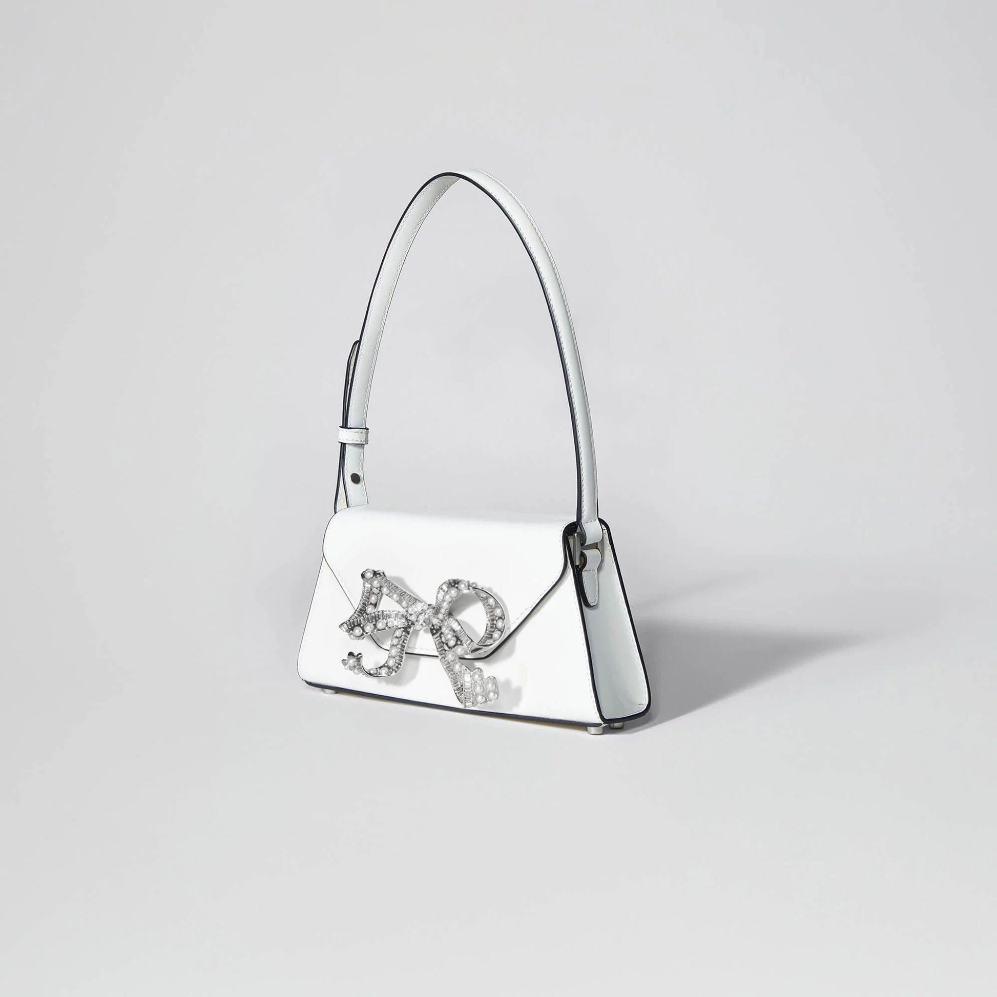 tổng thể SELF-PORTRAIT WHITE PEARL BOW MINI SHOULDER BAG SS23-306-W